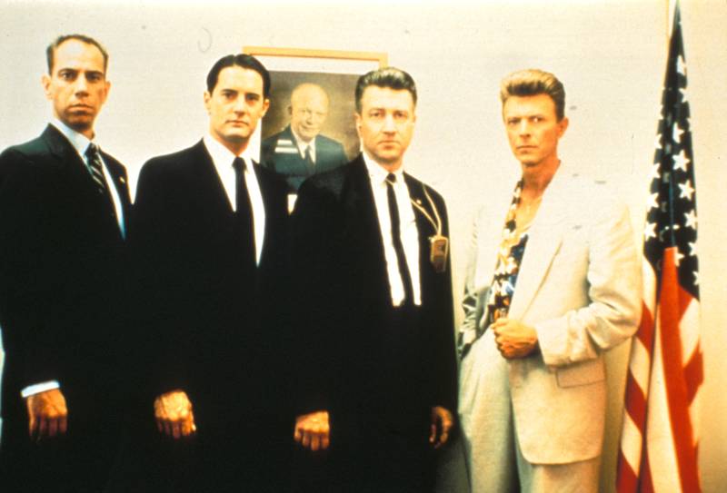 David Lynch, Kyle MacLachlan, Miguel Ferrer e David Bowie in Twin Peaks