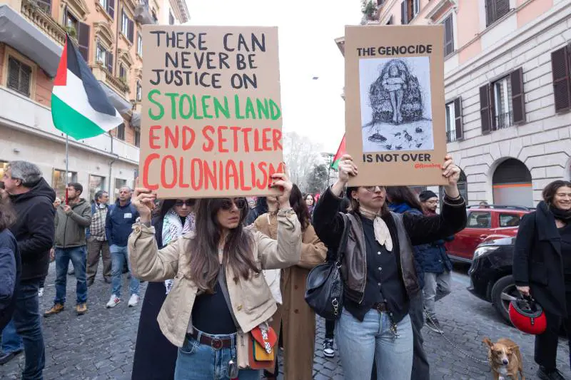 Adesso "mai più" possono dirlo solo gli ebrei