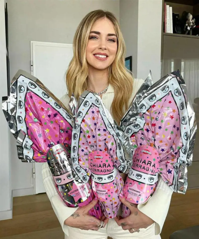 Ferragni va a processo per i pandori e le uova. E si scaglia contro Fedez. "Mi ha tradita per anni"