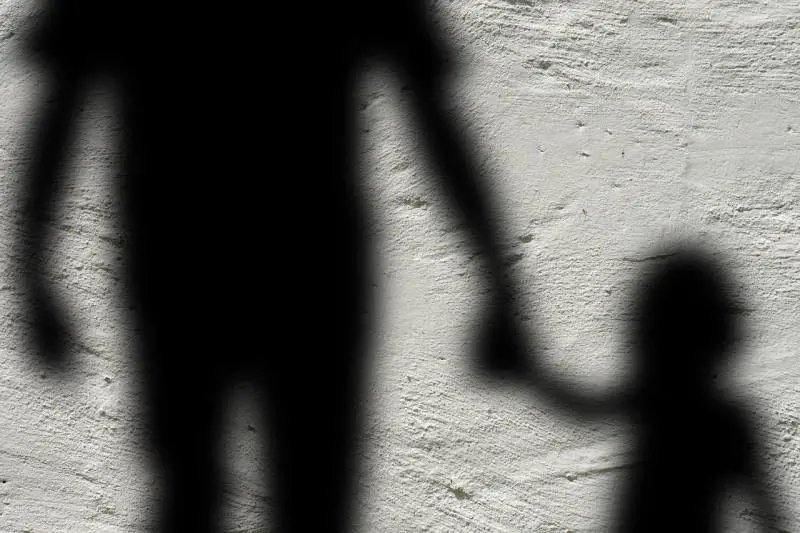 "Sottratti alle madri e poi abusati". La storia dell'orrore della "Setta della verità"
