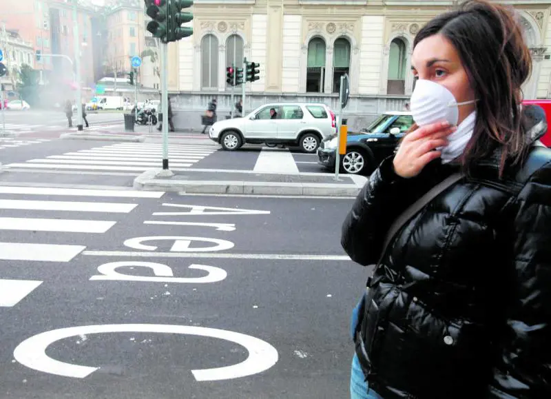 Il flop della Milano "green": resta ancora la città più inquinata