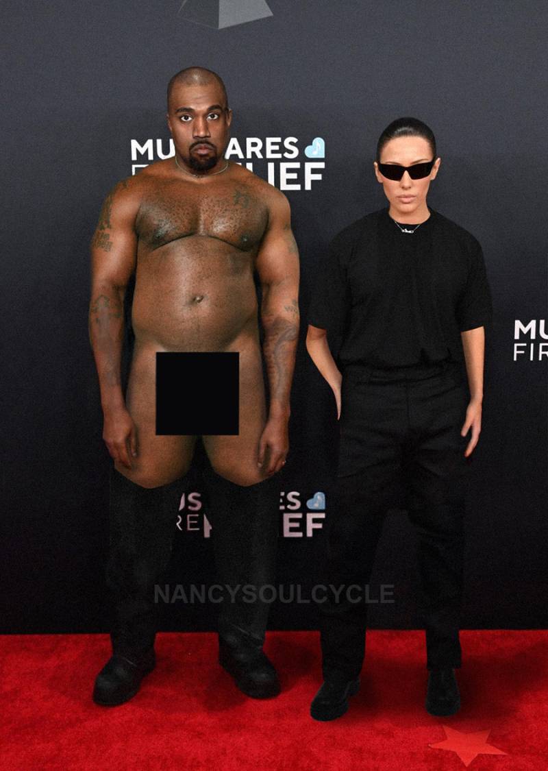 Kanye West grammy nudo