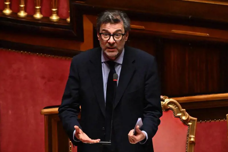 Giorgetti: “Il protezionismo minaccia la crescita”