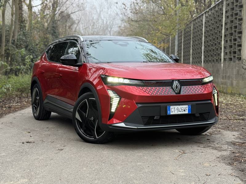 Renault Scenic E-Tech: il video in pillole del nuovo crossover elettrico