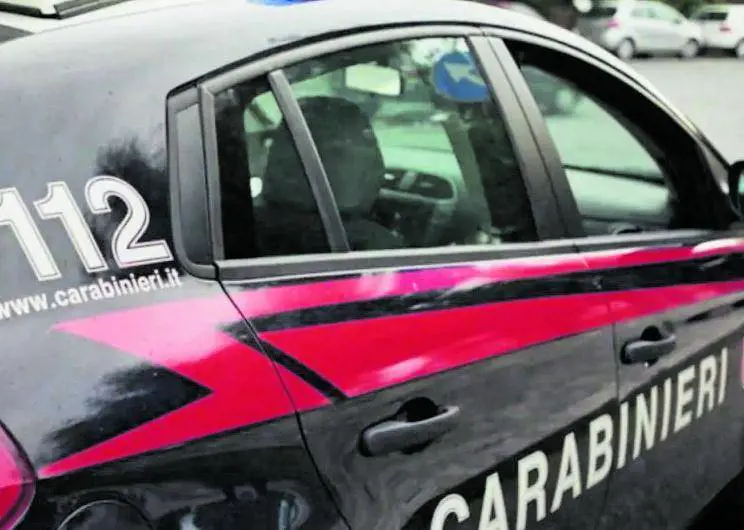 A 5 anni scappa e per andare a trovare la zia: prende la metro