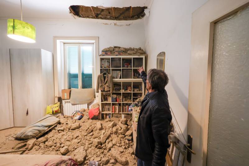 "Il 20% è abusivo. Non vogliamo contare i morti". Perché a Napoli può essere una strage