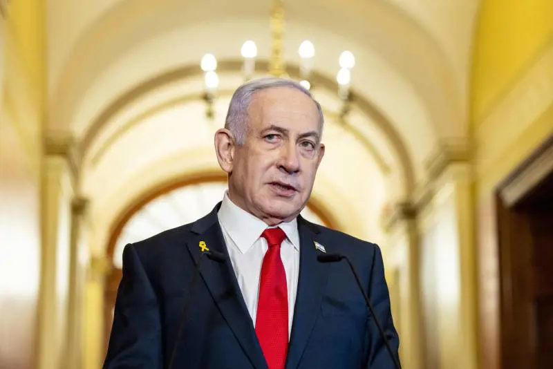 Arrestati due consiglieri di Netanyahu. Anche il premier ascoltato sul Qatargate