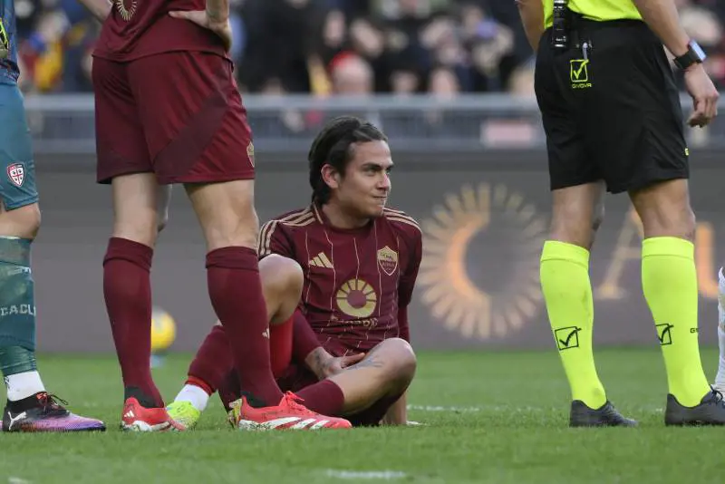 Dybala choc, stagione finita: operazione per la lesione al tendine
