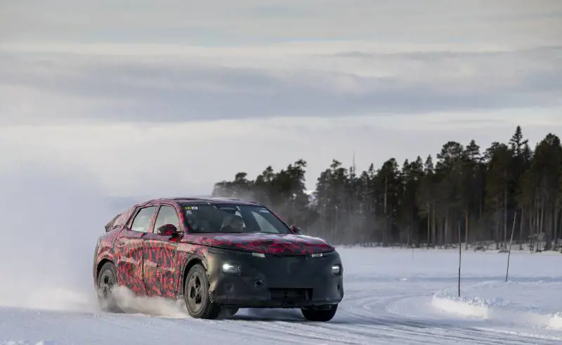 Alfa Romeo Stelvio, la nuova generazione immortalata nei test di sviluppo in Svezia
