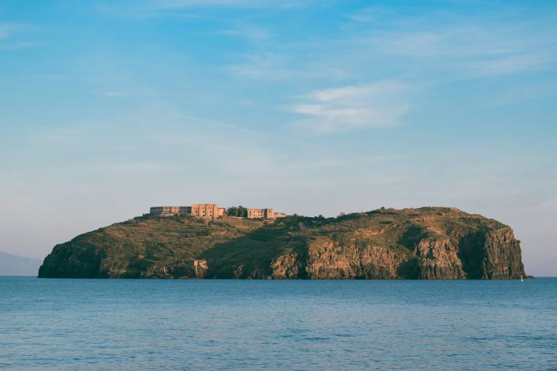 Ventotene, simbolo mesto del passato