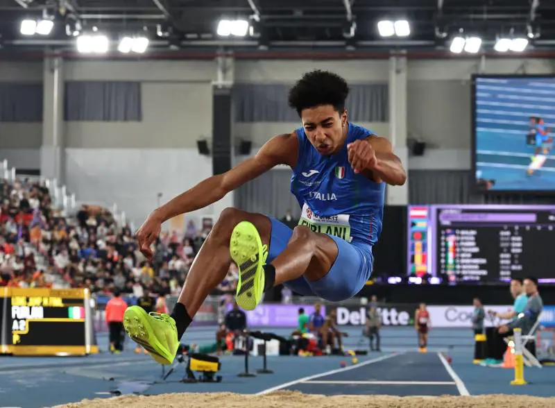 Il salto di Furlani vale l'oro al Mondiale di Nanchino