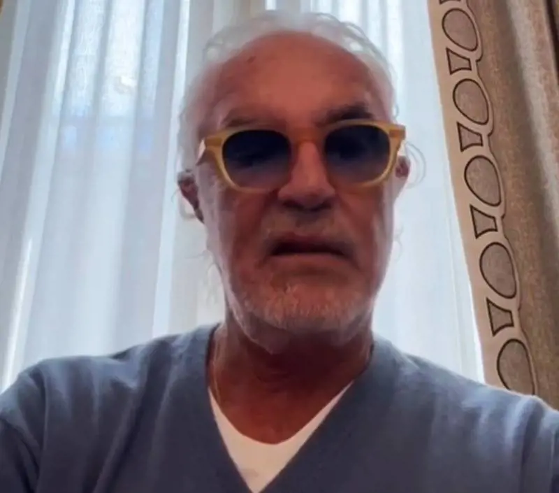 "30mila euro in 4 anni, auto sempre dal meccanico, una follia": l'affondo di Briatore contro Range Rover