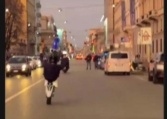 Raduno di scooter abusivo, perquisiti i tre organizzatori