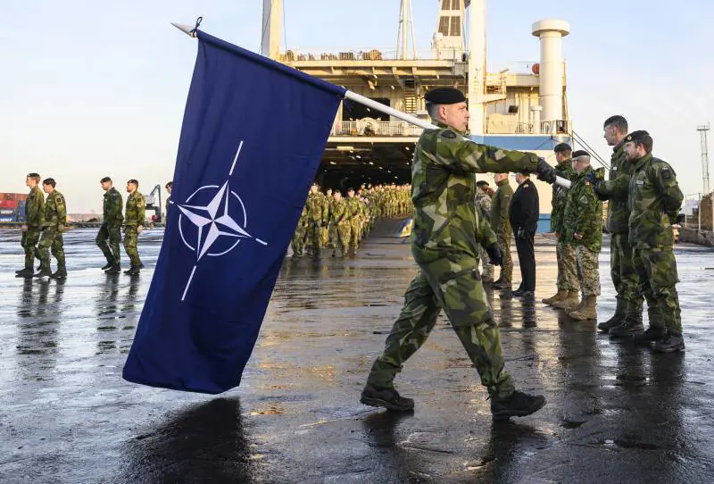 "Attacco entro il 2030". Allarme nella Nato per il rapporto degli 007