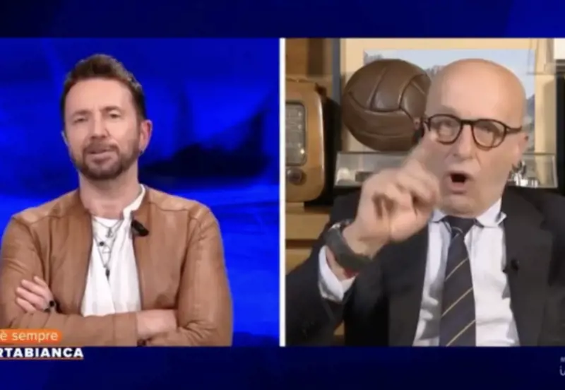 "Non sei a teatro, sei fuori di testa". Sallusti asfalta Scanzi 