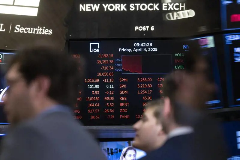 Mossa cinese anti-Trump: dazi al 34% . Negli Usa caccia alle scorte. A Piazza Affari rosso storico