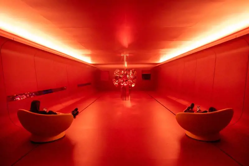 La "Dolce attesa" in Fiera è come un set di Sorrentino