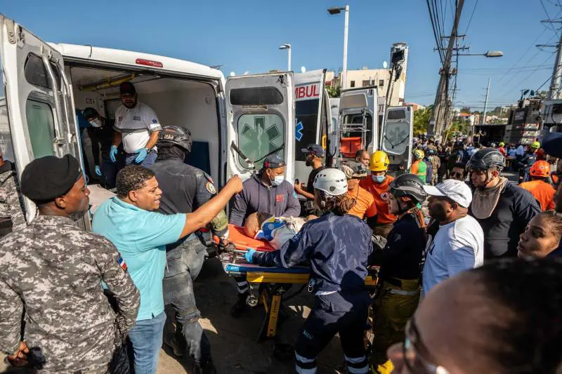 Crolla una discoteca a Santo Domingo: 98 morti. Tra loro due campioni di baseball