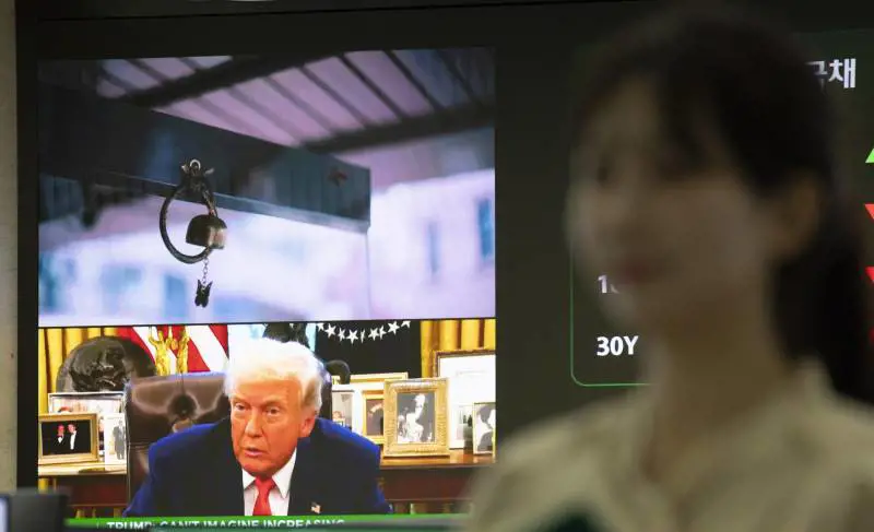 Il consiglio sospetto di Trump: cosa ha detto 3 ore prima del maxi rialzo a Wall Street