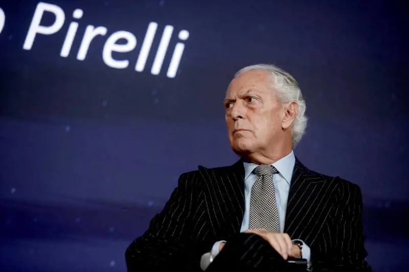 Pirelli: "Sinochem non ha il controllo"