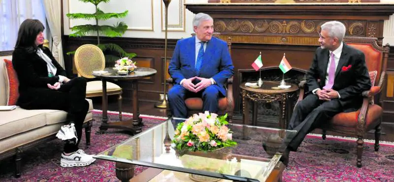 Missione anti-dazi: Tajani in India consolida la "via del Cotone"