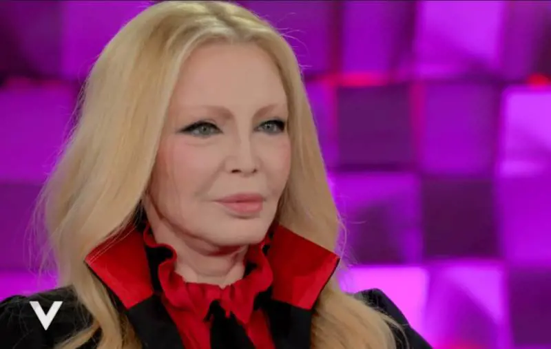  Patty Pravo: "Ho provato di tutto, droghe, carcere e anche a pilotare un aereo"