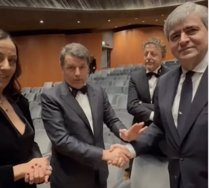 Renzi e il "patto" sui diritti d'autore a Giorgia Meloni. Il siparietto social con Mazzi