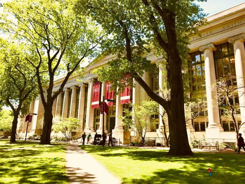 Dentro la macchina discriminatoria di Harvard 