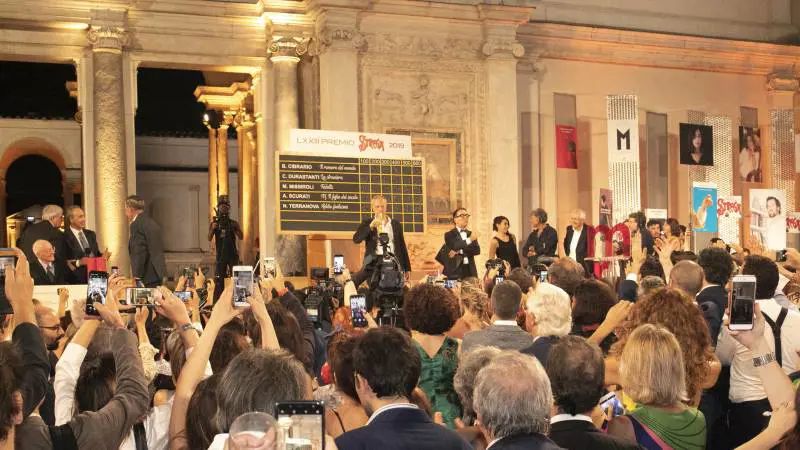 Strega, in "dozzina" Nori e Terranova. Fuori Franceschini e Offeddu