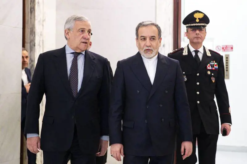 Colloqui sul nucleare, l'Iran ringrazia l'Italia. Tajani: "Approccio responsabile"