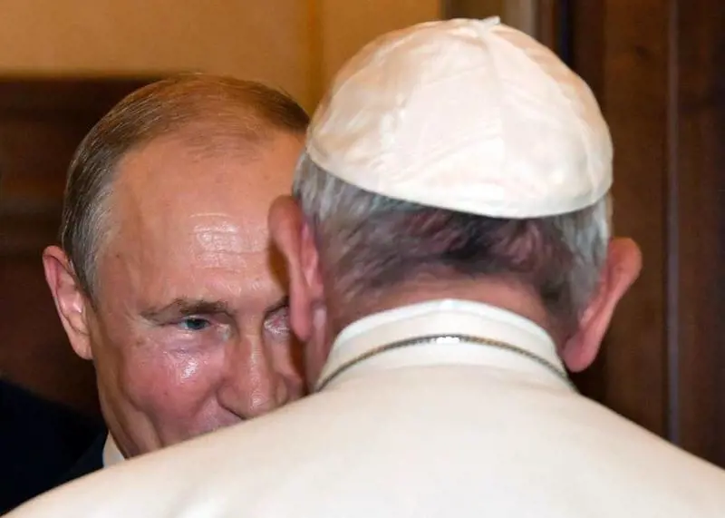 Tutti i leader del mondo ricordano Bergoglio: "Un uomo di pace"