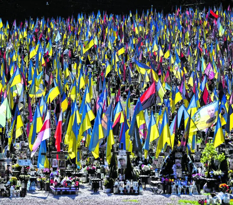 Vince l'ipocrisia. E per ora la pace è ancora lontana