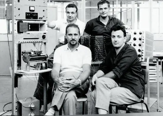 Morto De Sandre. Progettò il primo personal computer