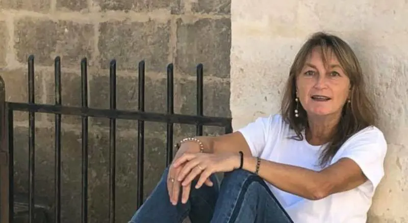 Muore incastrata sotto il letto contenitore: la tragica fine dell'ex consigliere di Alassio