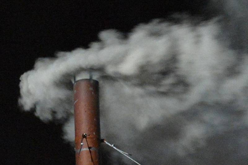 Conclave, perché in passato c'era anche la fumata gialla