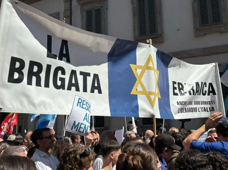 Milano, i soliti pro Pal contro la Brigata ebraica