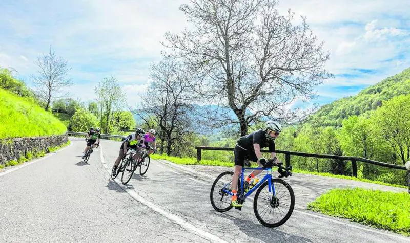 La Bgy granfondo dedicata al Papa