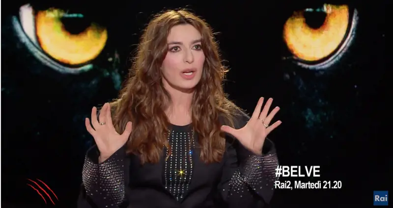 "Cocaina, allucinogeni e sesso con una donna". Le rivelazioni choc dell'attrice a Belve