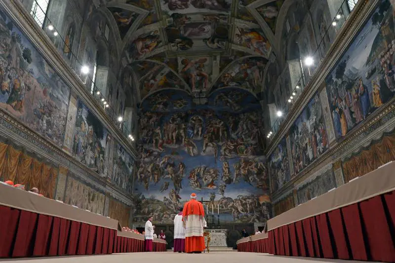 Il cardinale Chavez: "Il Conclave durerà tre giorni. Abbiamo già una lista di nomi"