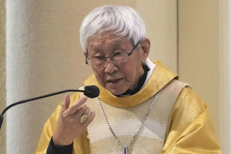 Le mosse di Zen, il cardinale anti-Cina: la sfida a Parolin per l'intesa con Pechino