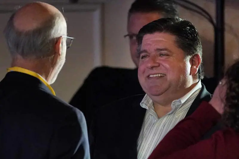 "Subito proteste di massa". La "speranza" democratica è un governatore miliardario