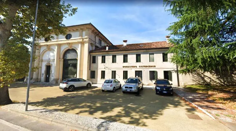 La fuga delle suore di clausura e quel mistero da 200mila euro