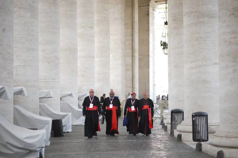 Conclave, ecco quale sarà il menu per i cardinali in clausura: tante verdure e centrifughe