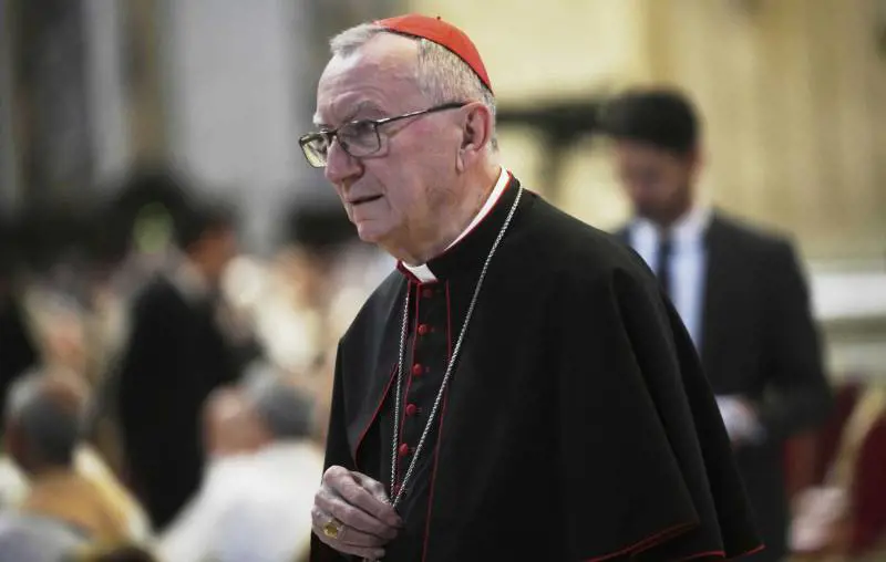 Ancora veleni su Parolin: "Copre gli abusi del clero"