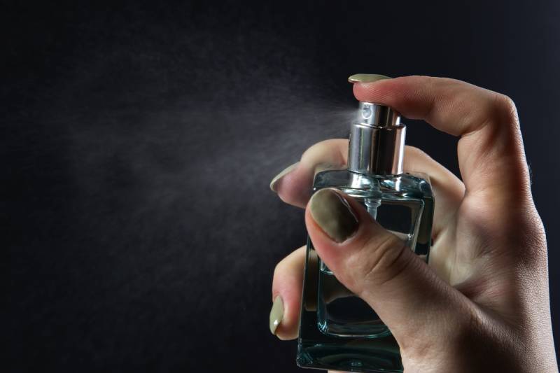 Profumi primaverili, le fragranze più amate dalle over 50 