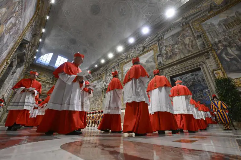 Conclave, i "100 passi" del cardinale che diventa Papa: cosa succede adesso