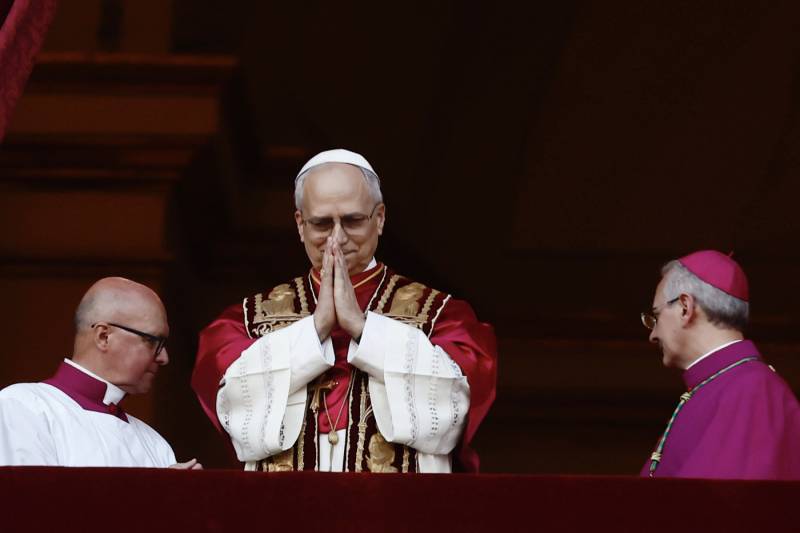  Leone XIV nel mirino del fisco Usa, il Papa americano e l’ombra delle tasse di Washington