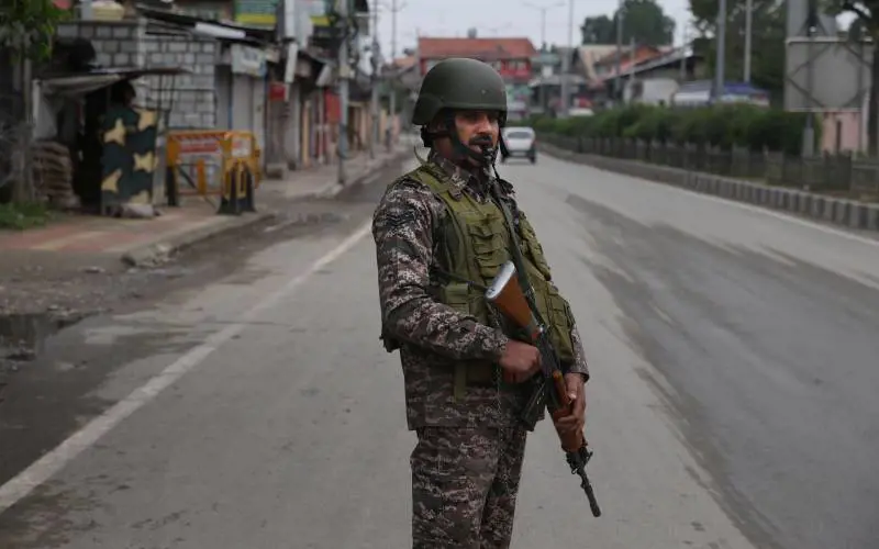 Dalle armi ipersoniche alle super munizioni: il rafforzamento militare dell'India che preoccupa la Cina