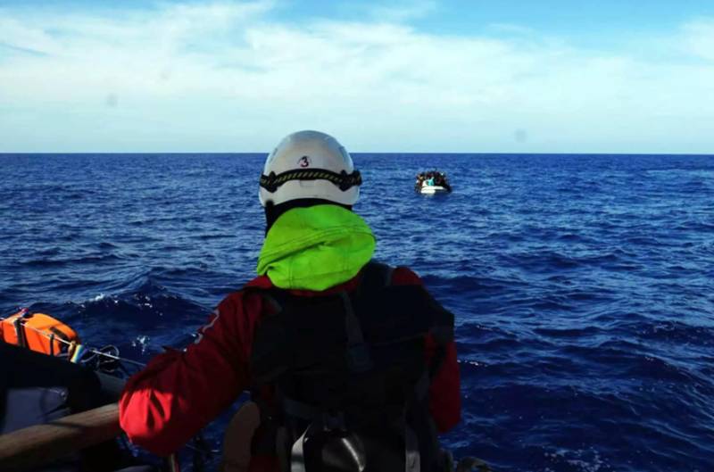 Scafisti senza pietà. Morti di sete due bimbi