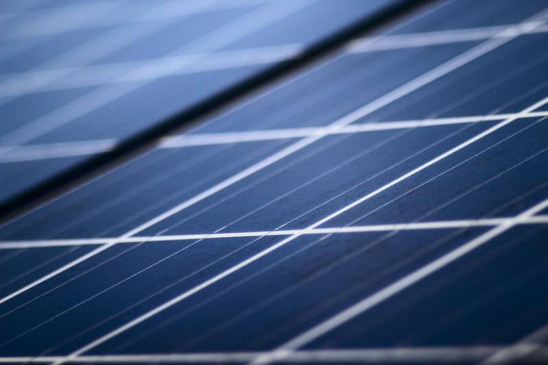 Fotovoltaico plug and play: cos’è, come funziona, quanto si può risparmiare
